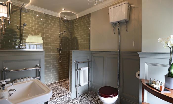 Our well appointed rooms are all individually decorated in the Georgian style. Each feature en-suite shower rooms with complimentary Molton Brown toil